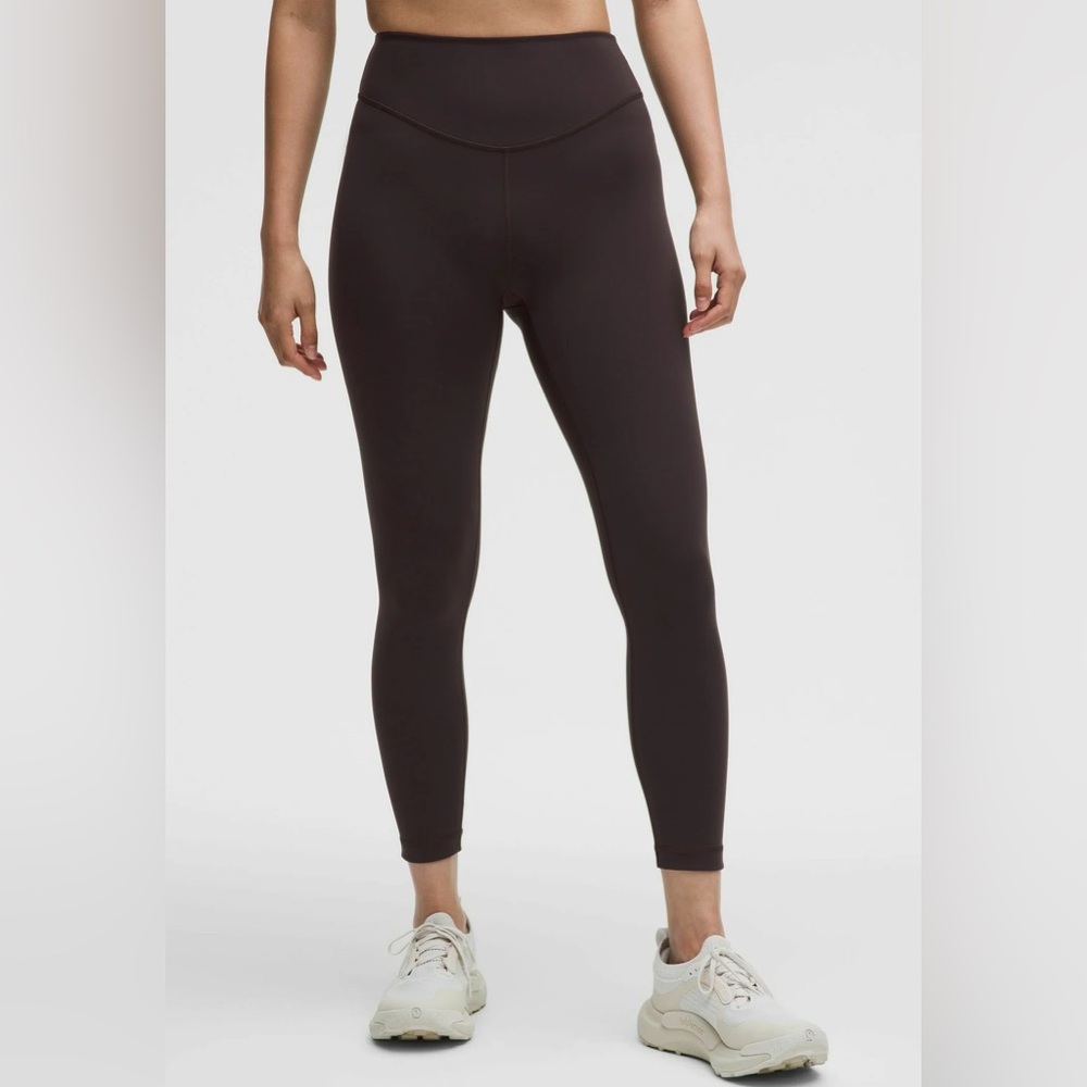 Lululemon wunder under smoothcover 25’ in sequoia size 6